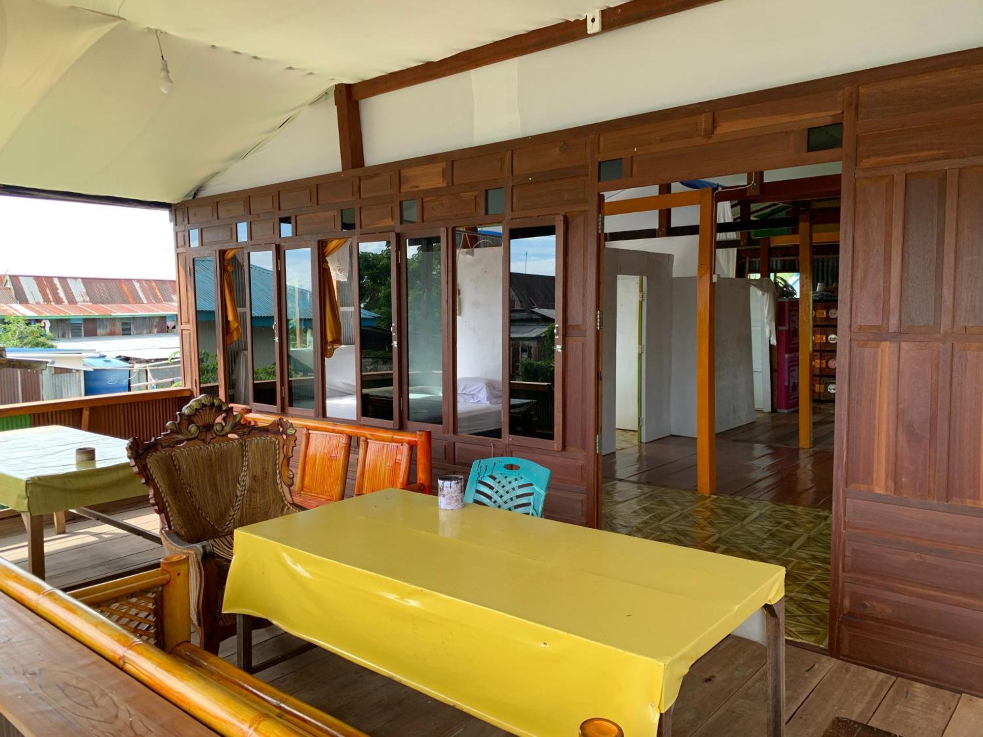 Nasrul House Homestay For Backpackers Maros Εξωτερικό φωτογραφία